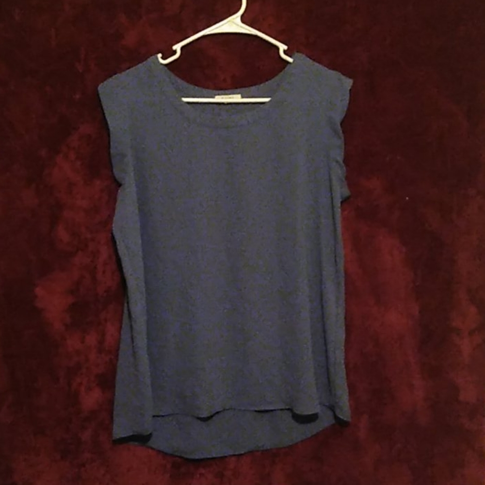 Women's Top